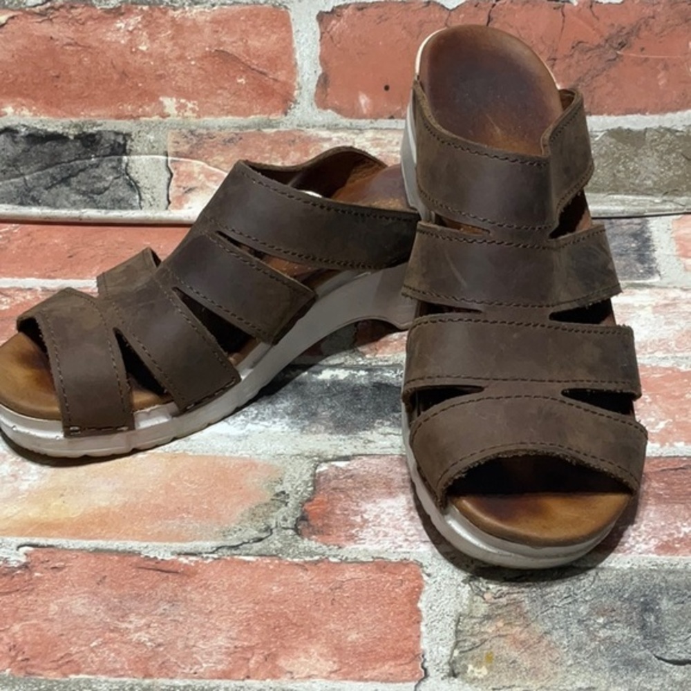 Dansko brown‎ slip on sandals 40